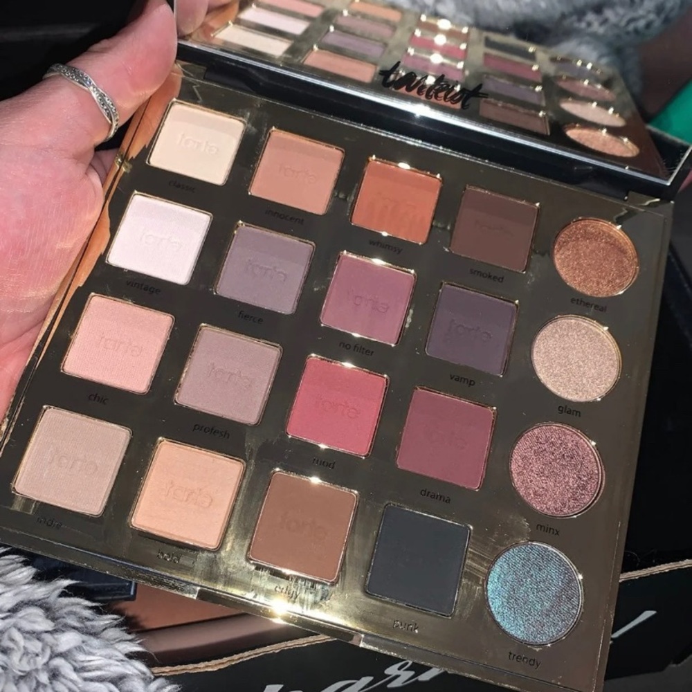 Tarte Eyeshadow Palette